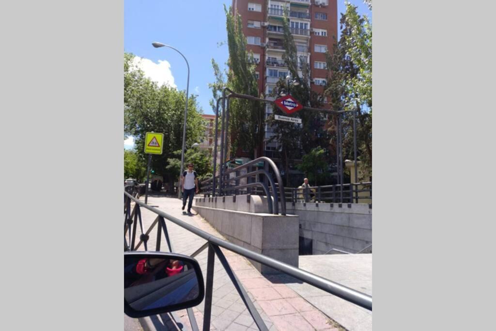 Апартаменти R22-Loft En Madrid Con Aire Acondicionado Y Wifi Екстер'єр фото